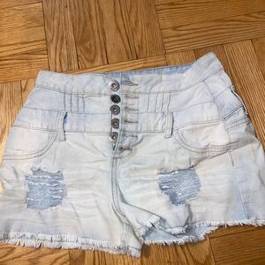 Light wash ripped denim shorts